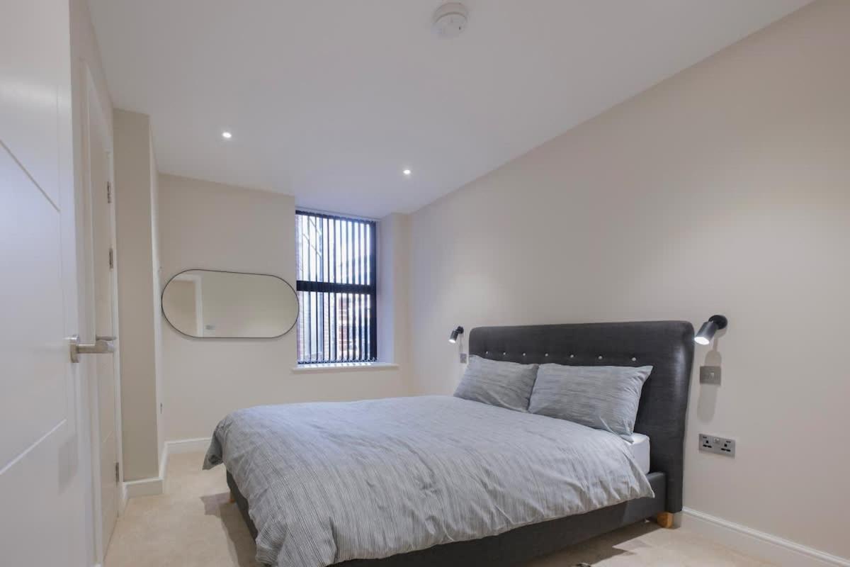 Charming 1-Bedroom Apartment In Leeds City Centre Perfect For Couples Or Solo Travelers Zewnętrze zdjęcie