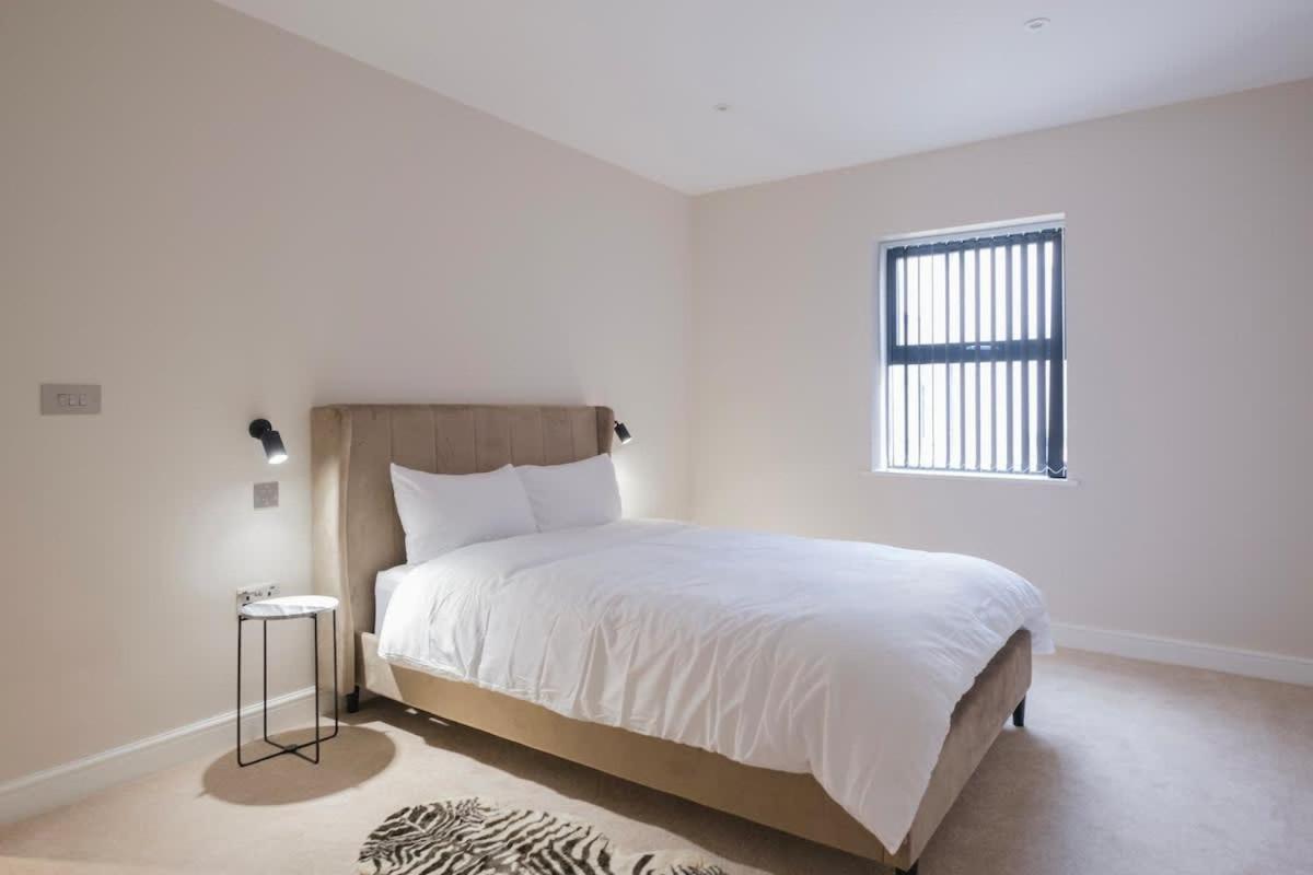 Charming 1-Bedroom Apartment In Leeds City Centre Perfect For Couples Or Solo Travelers Zewnętrze zdjęcie